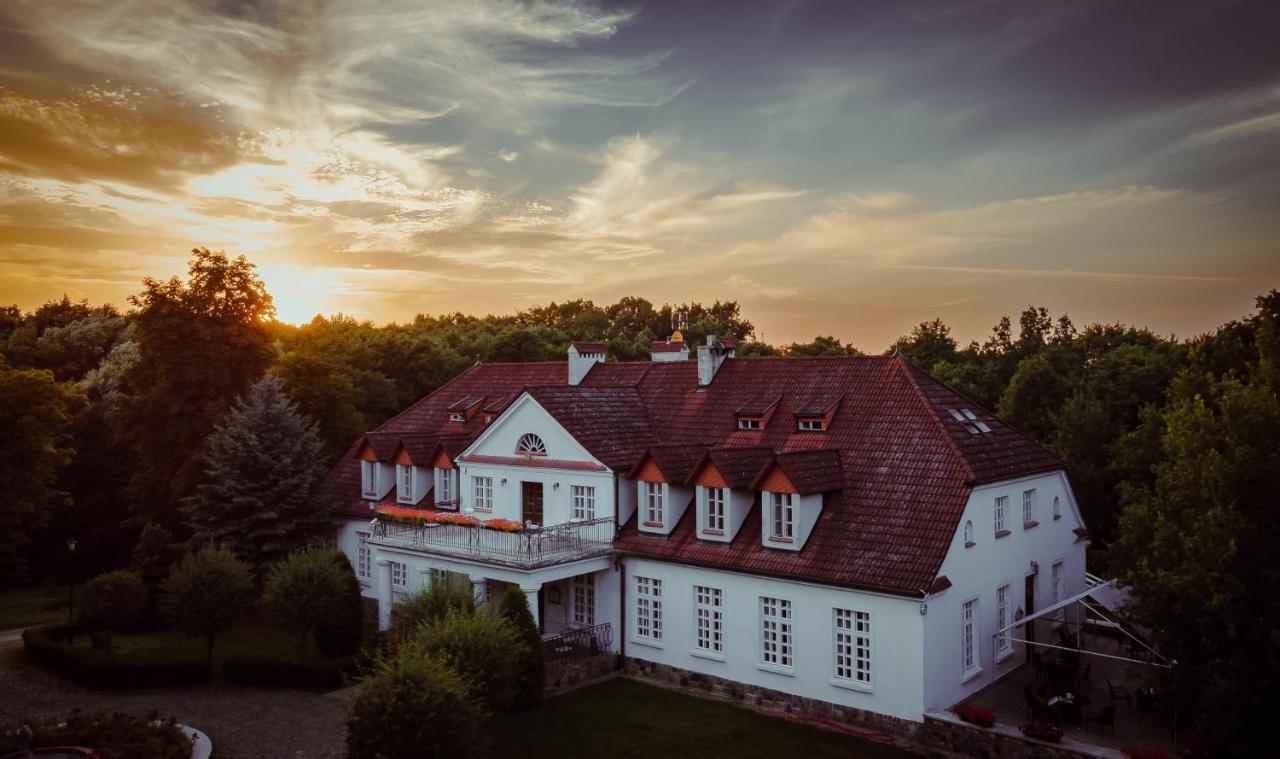 Dwor W Bychowie Гневино Экстерьер фото